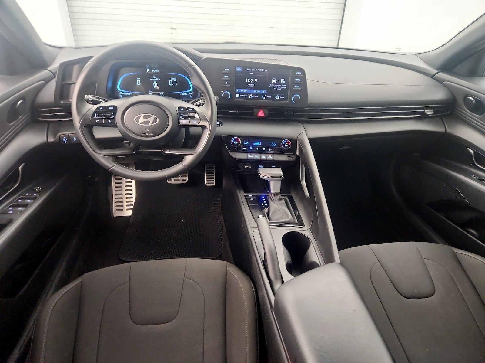Apple CarPlay® & Android Auto™