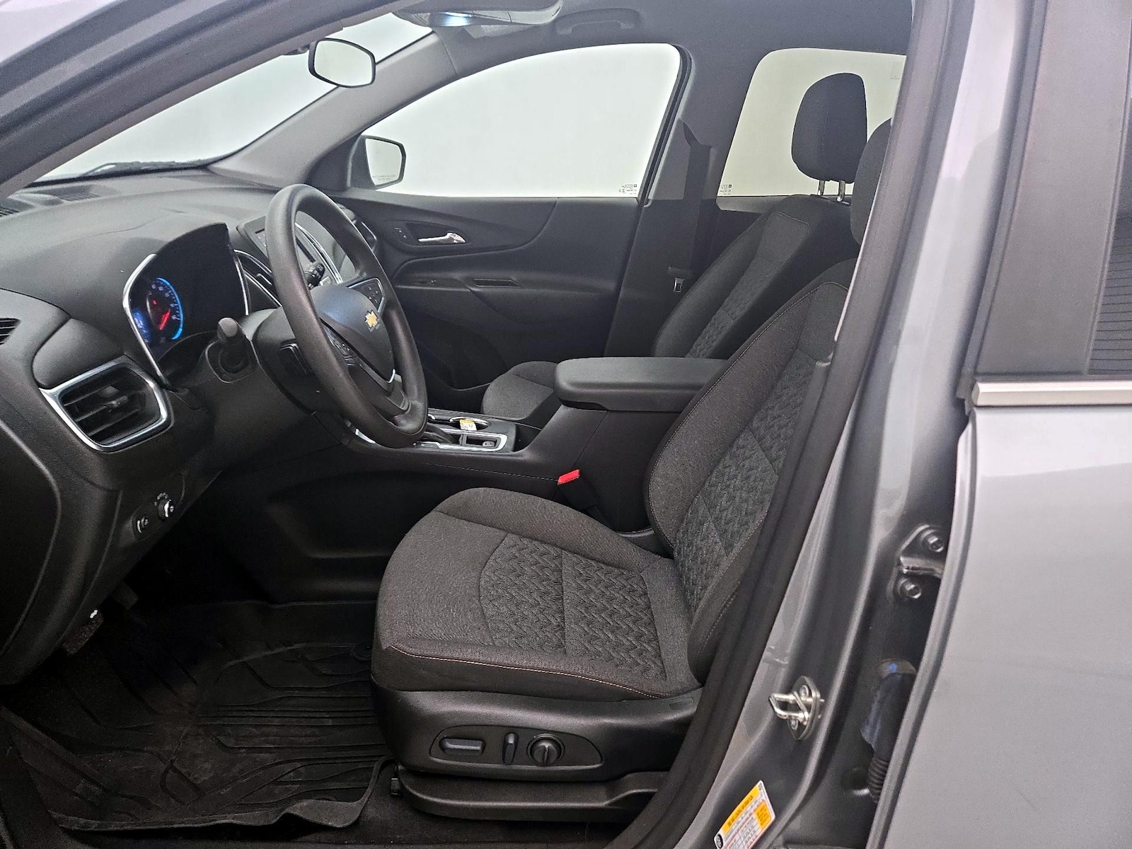 Power Seat(s) & Side Airbags