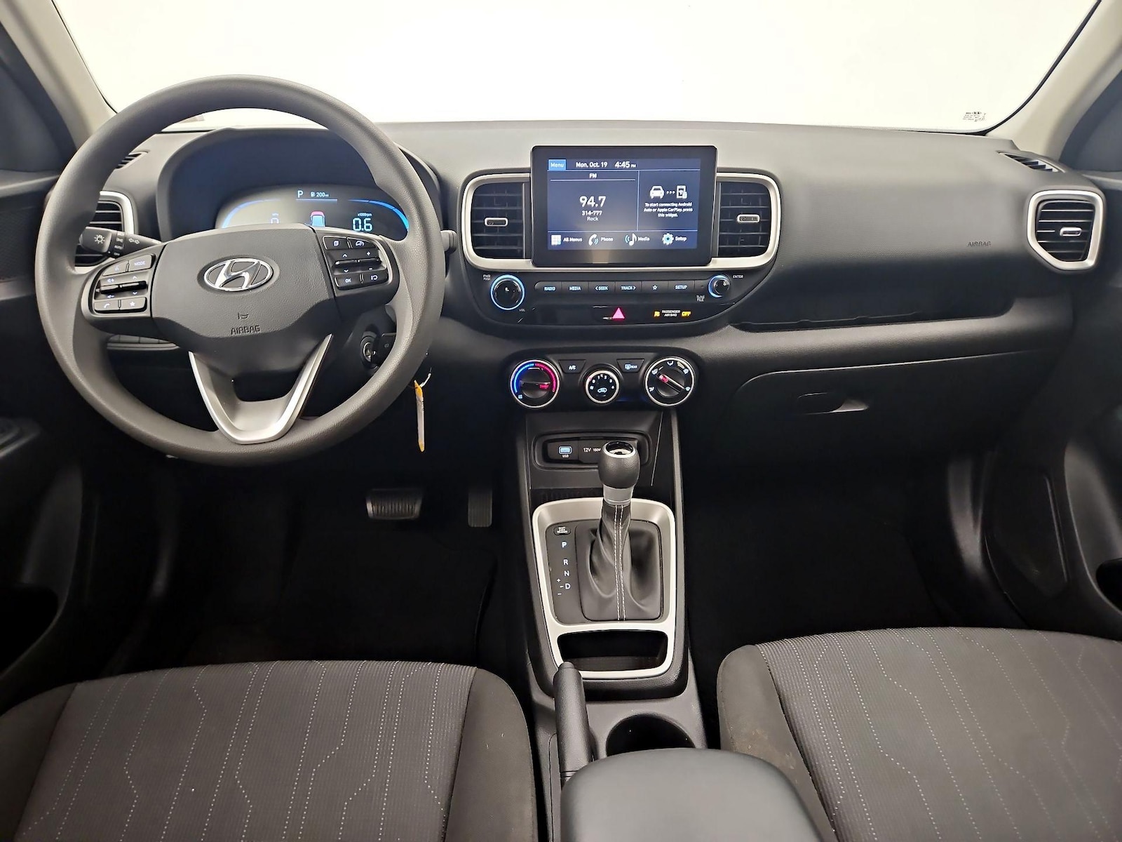 Apple CarPlay® & Android Auto™