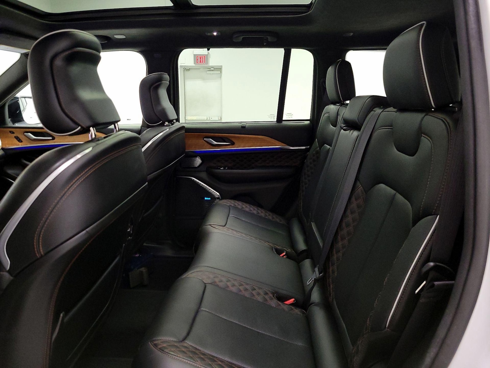 Rear A/C Seat(s)