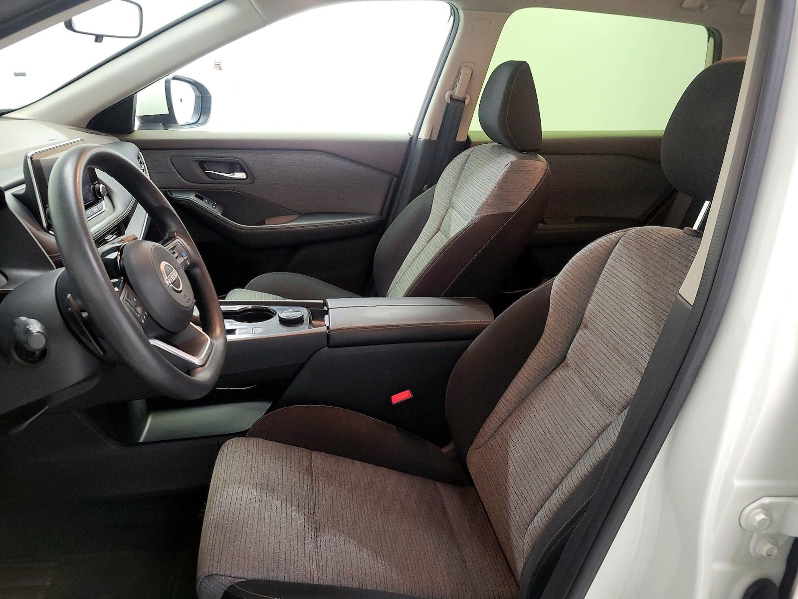 Power Seat(s) & Side Airbags