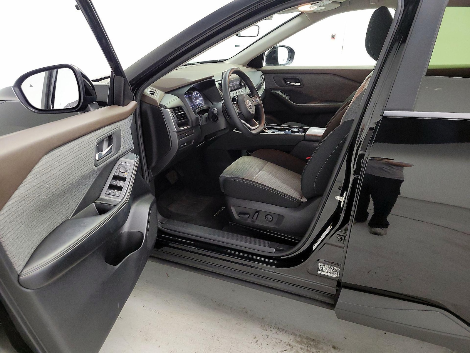 Power Seat(s) & Side Airbags