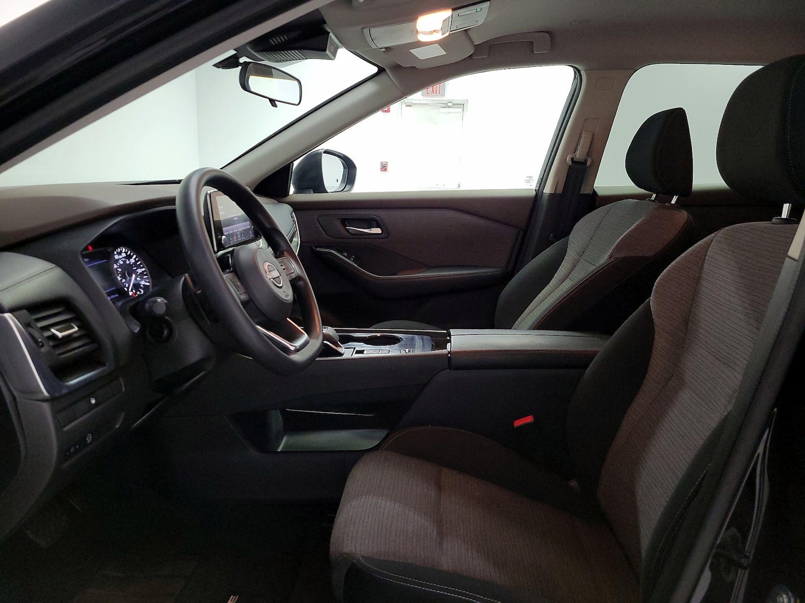 Power Seat(s) & Side Airbags