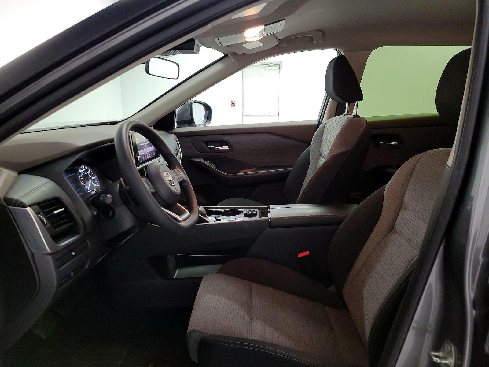 Power Seat(s) & Side Airbags