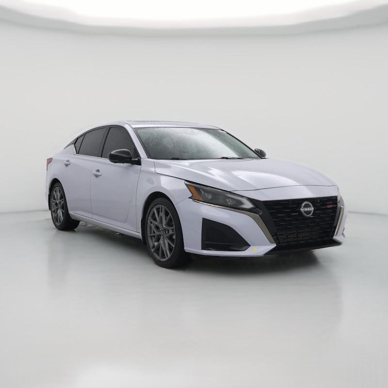 2023 Nissan Altima SR