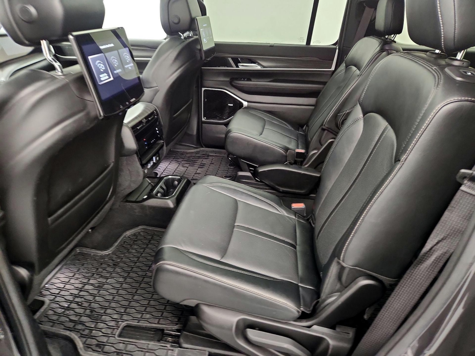 Rear Air Conditioning