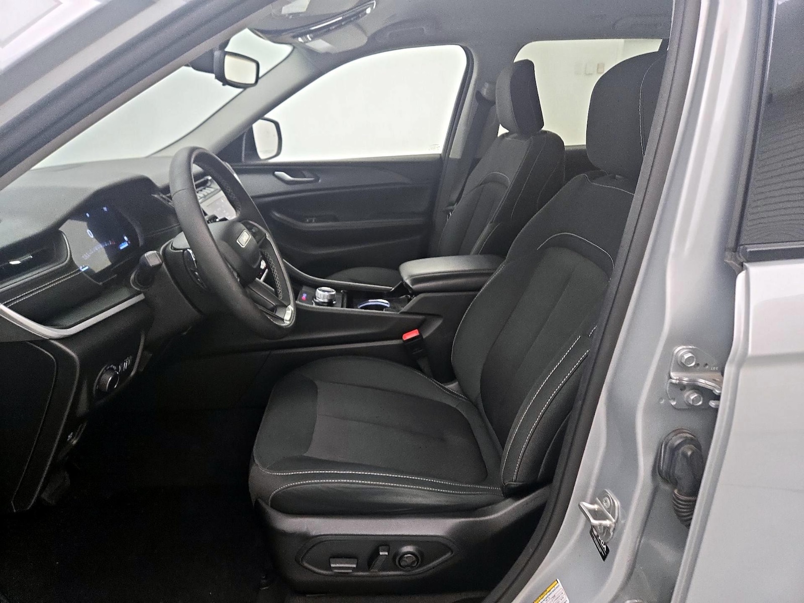 Power Seat(s) & Side Airbags