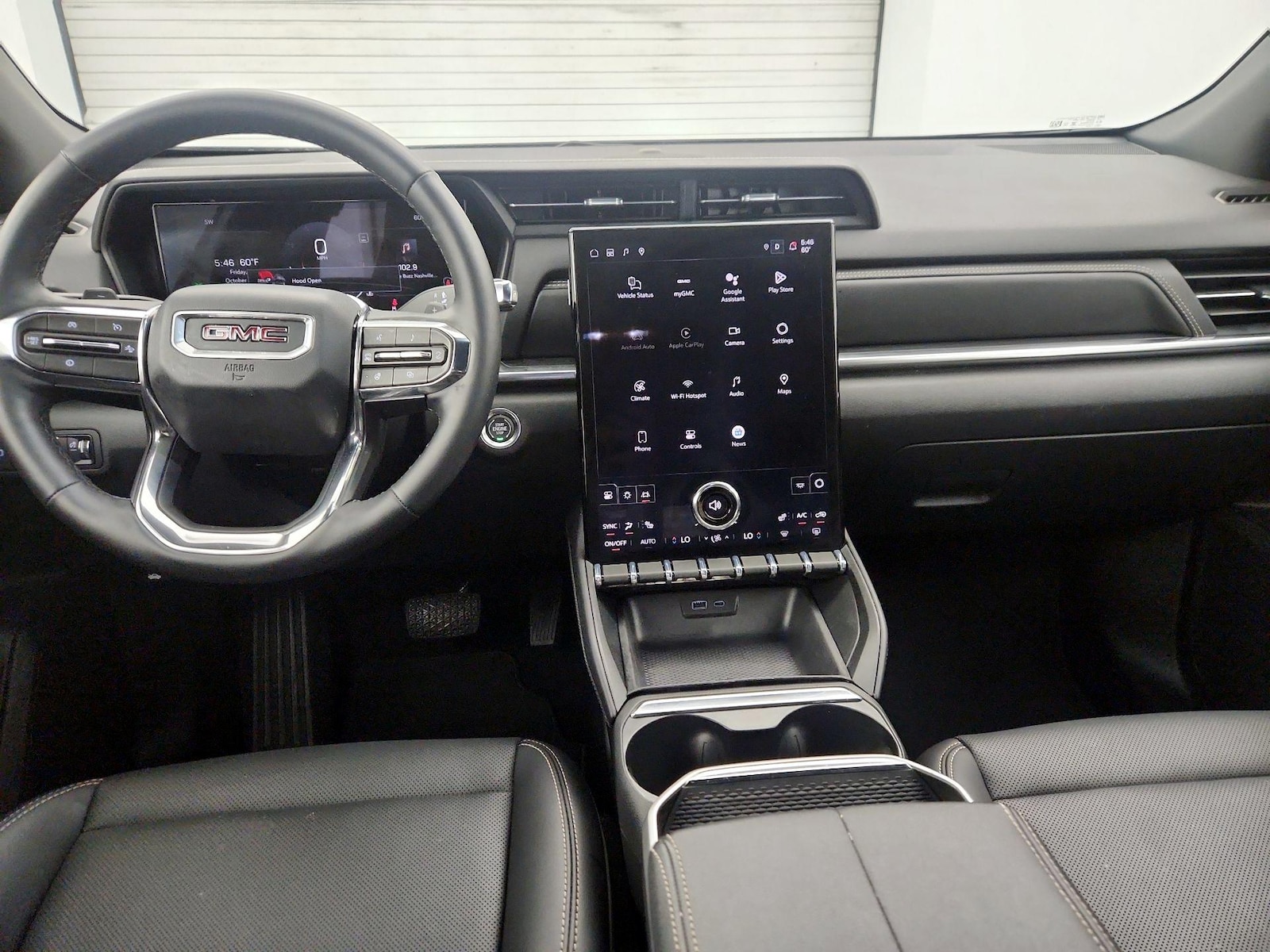 Apple CarPlay® & Android Auto™