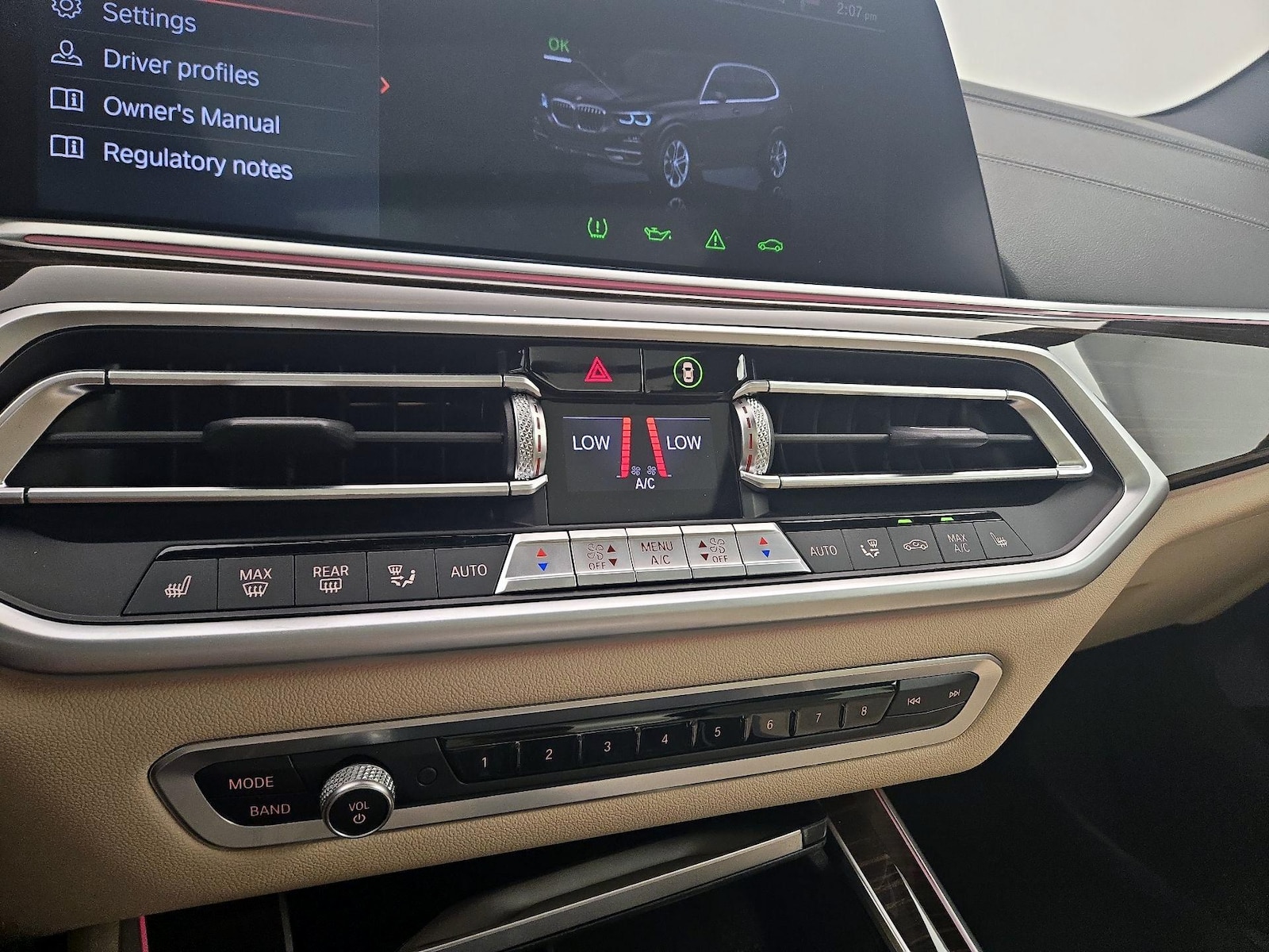 2021 BMW X5 40i - Photo 18