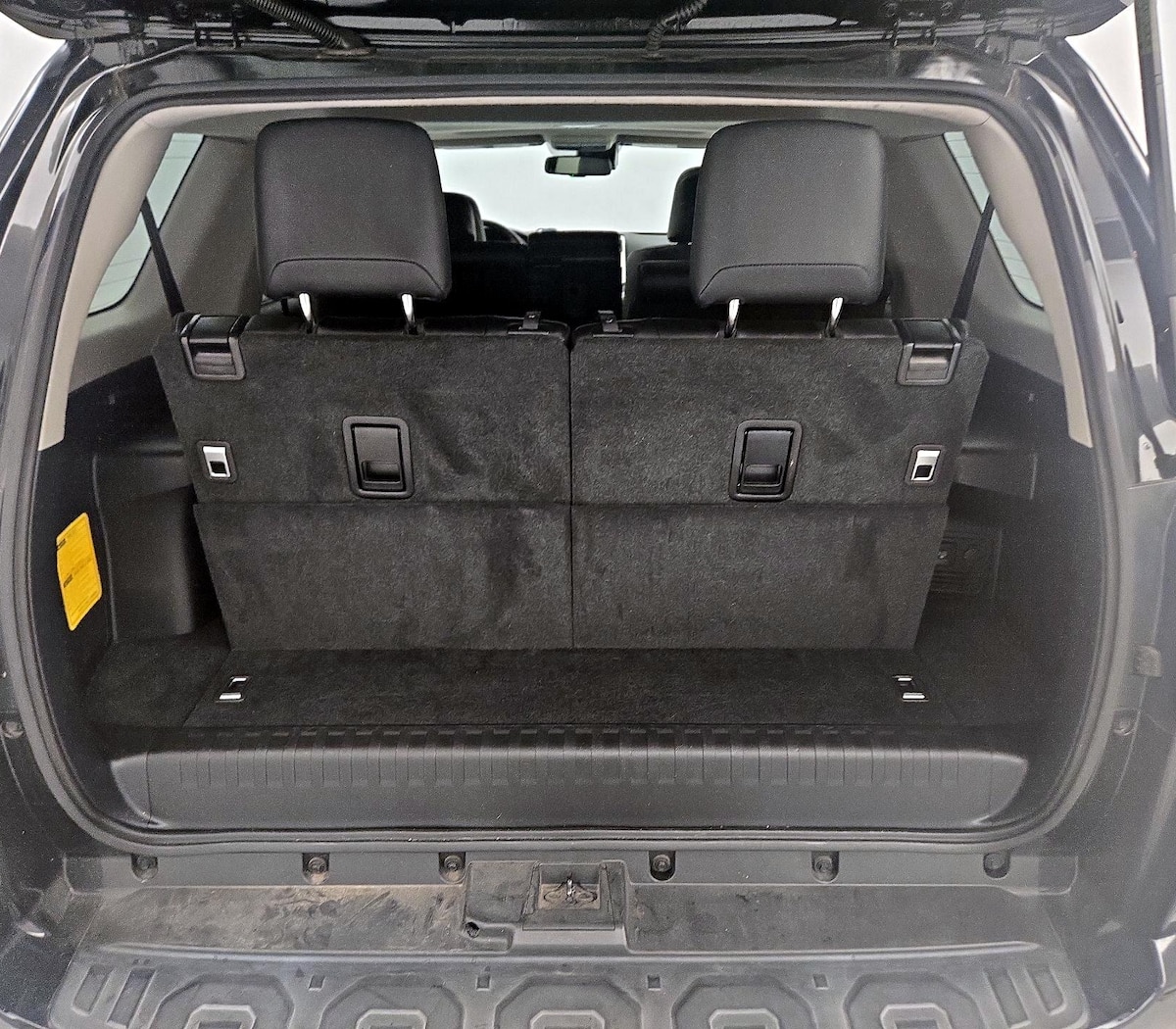 Trunk/Cargo (Seats Up)