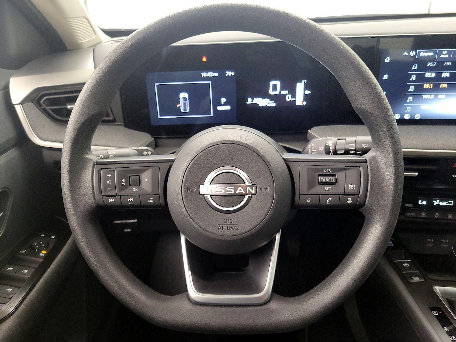 2026 Nissan KICKS SV - Photo 11