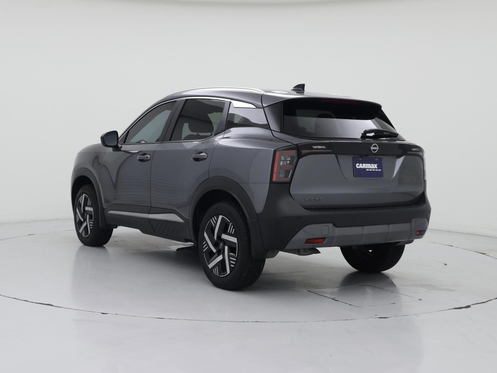 2026 Nissan KICKS SV - Photo 3