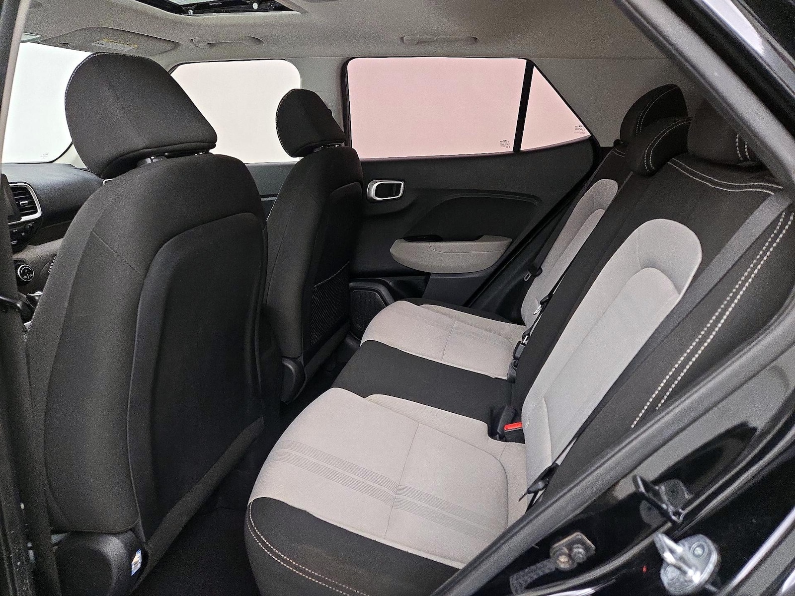 2023 Hyundai Venue SEL - Photo 21