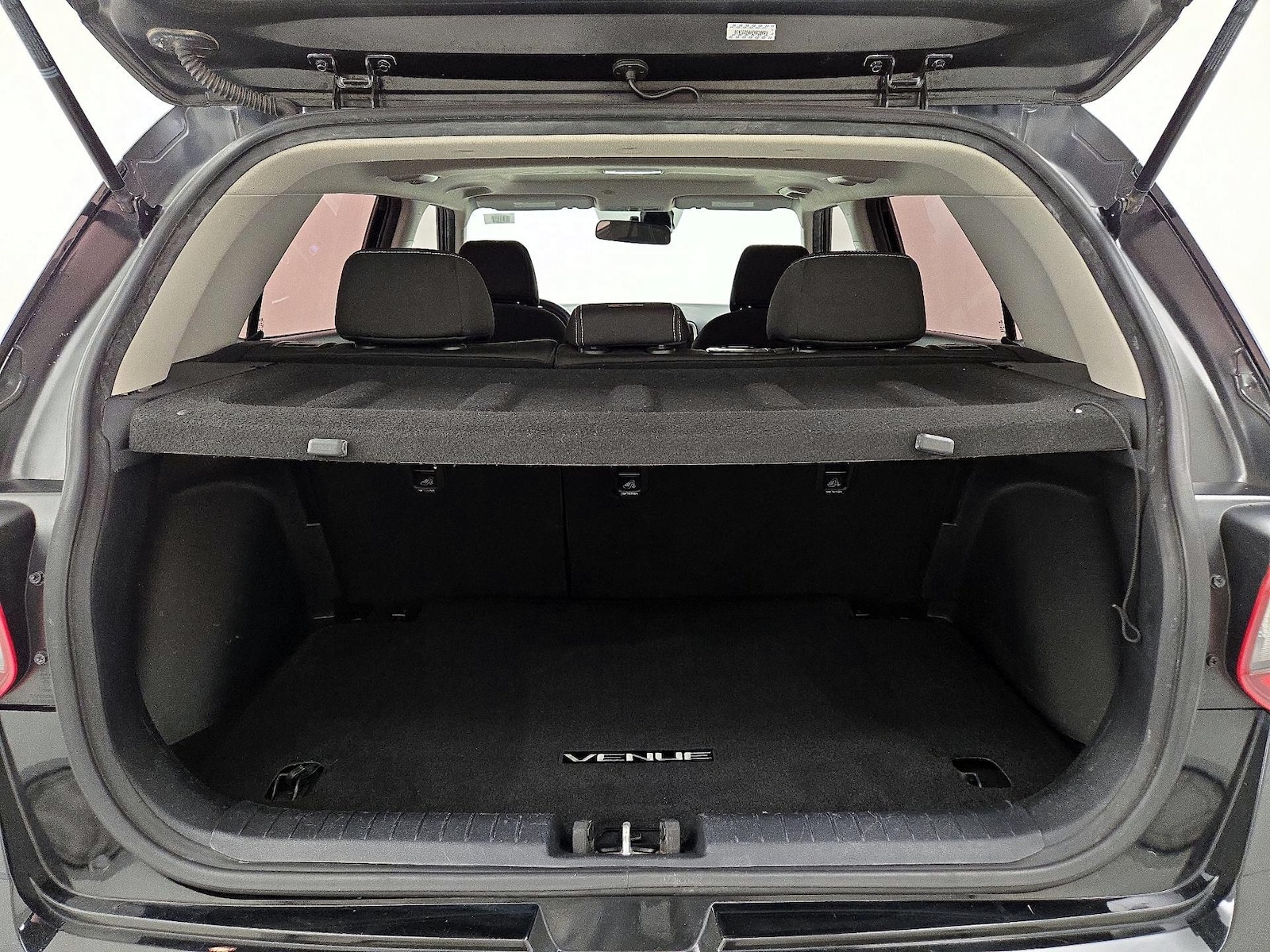 2023 Hyundai Venue SEL - Photo 22