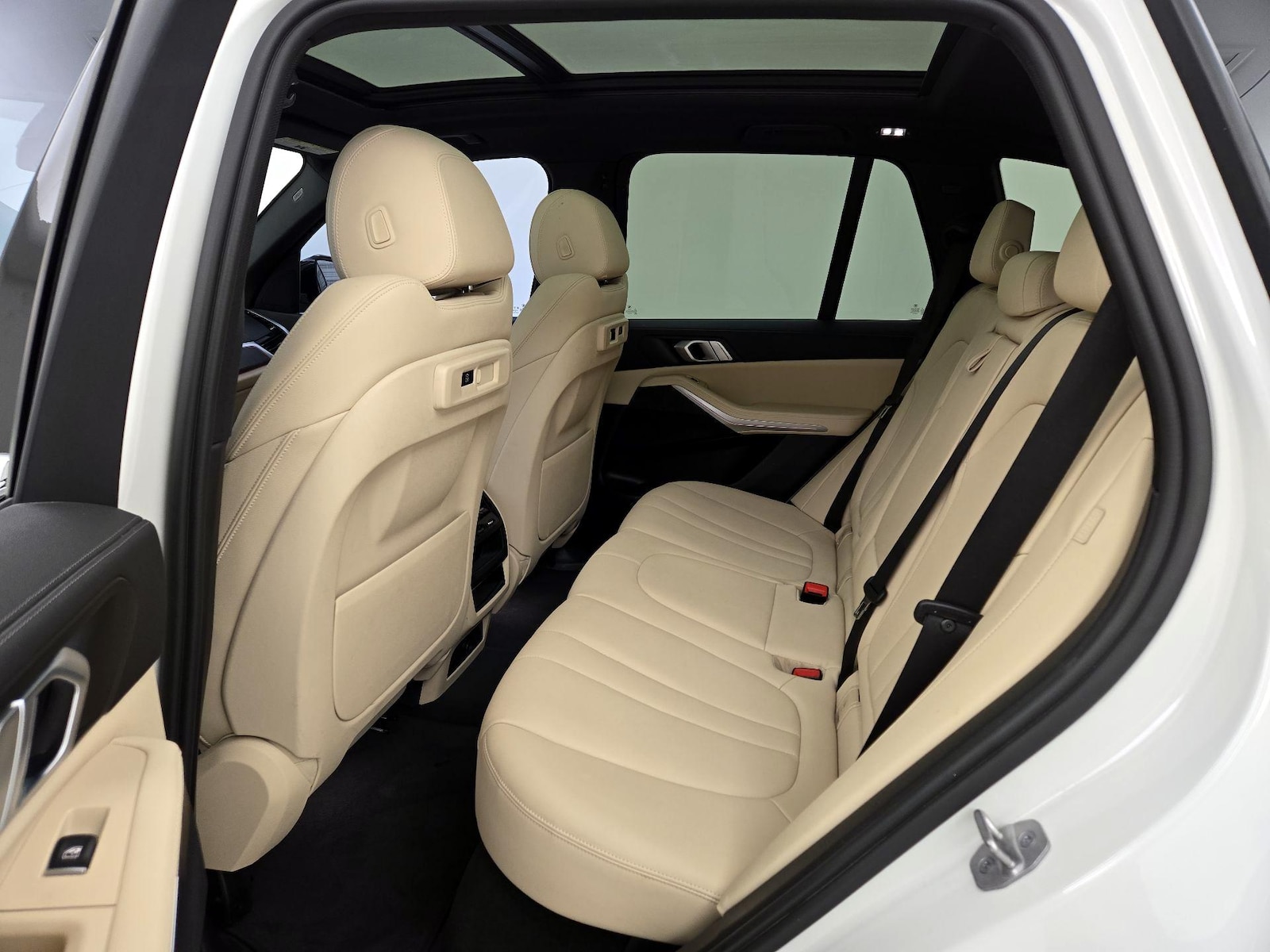 Rear Air Conditioning