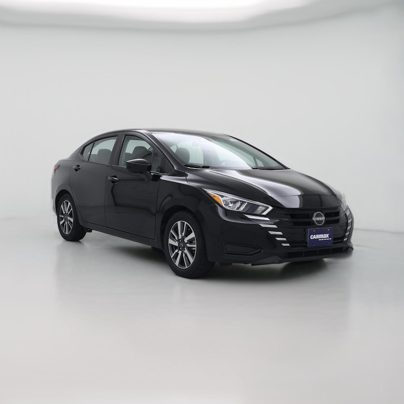 2023 Nissan Versa SV