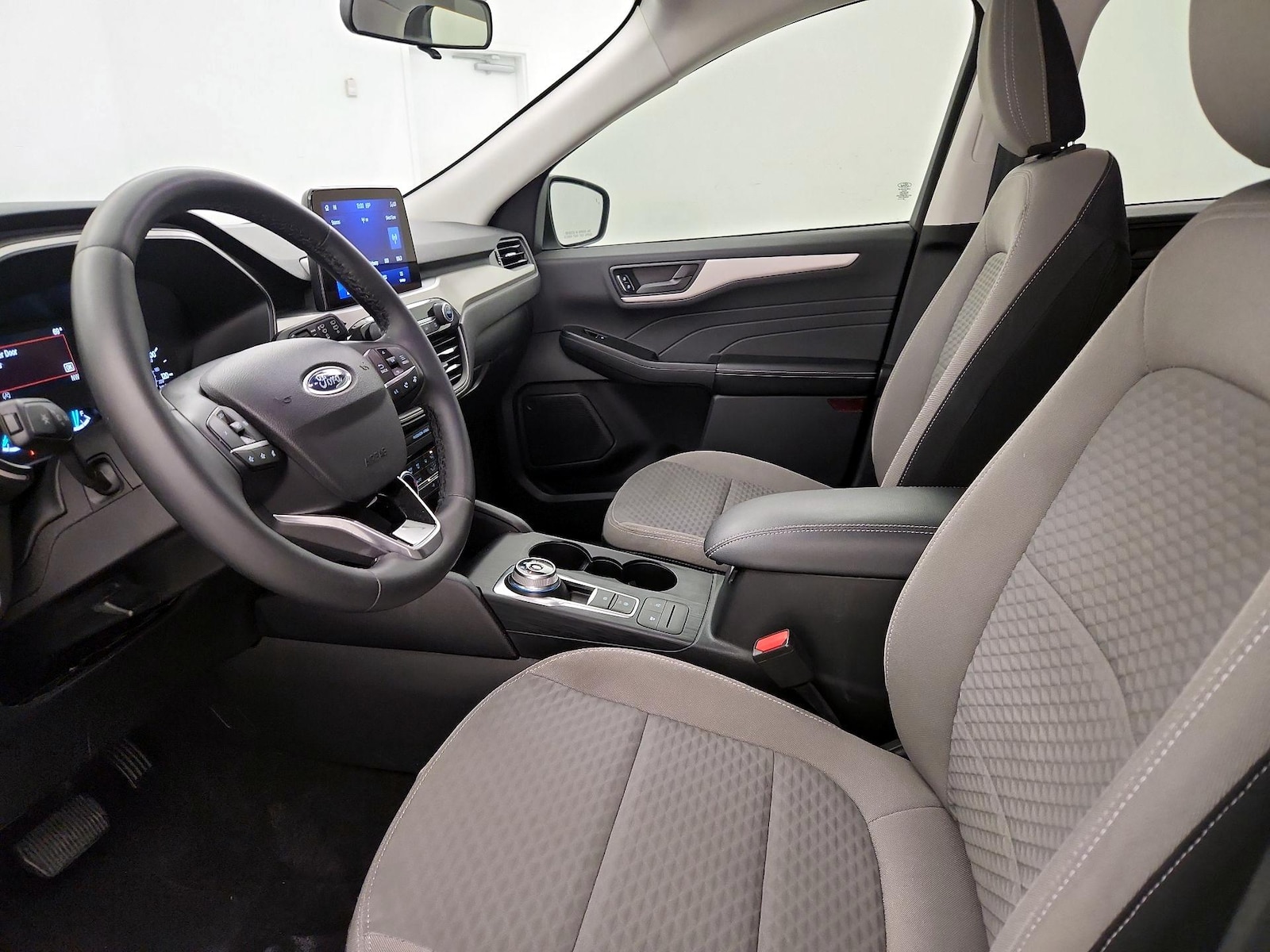 Power Seat(s) & Side Airbags