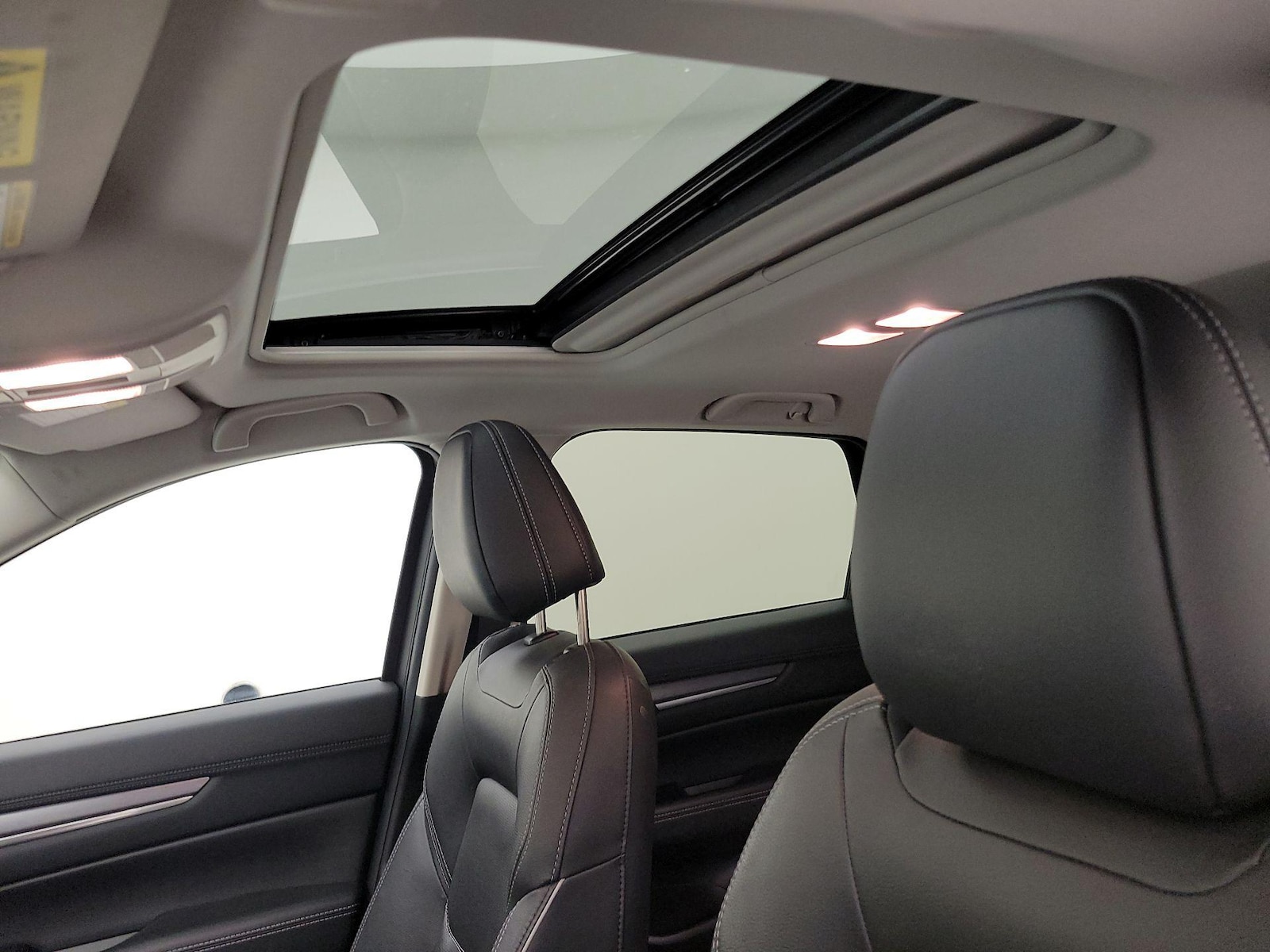 Sunroof(s) & Overhead Airbags