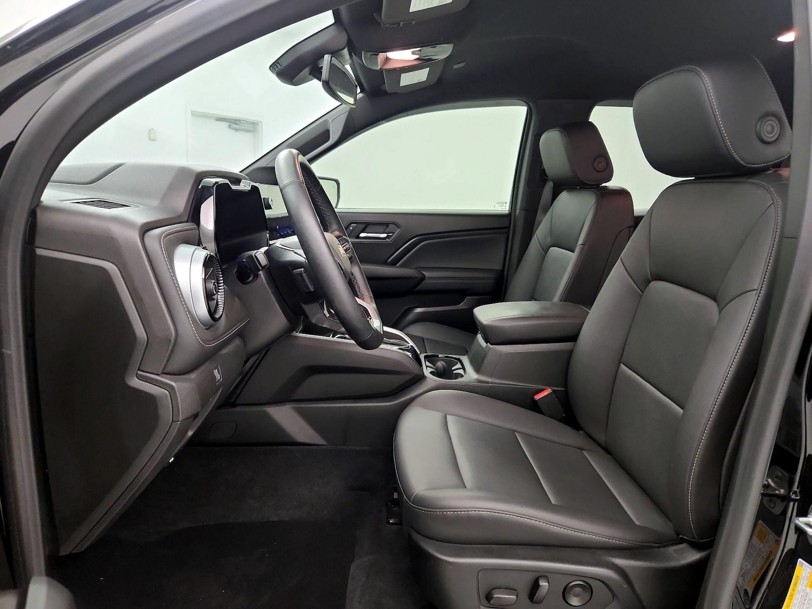 Side Airbags & Leatherette Seats