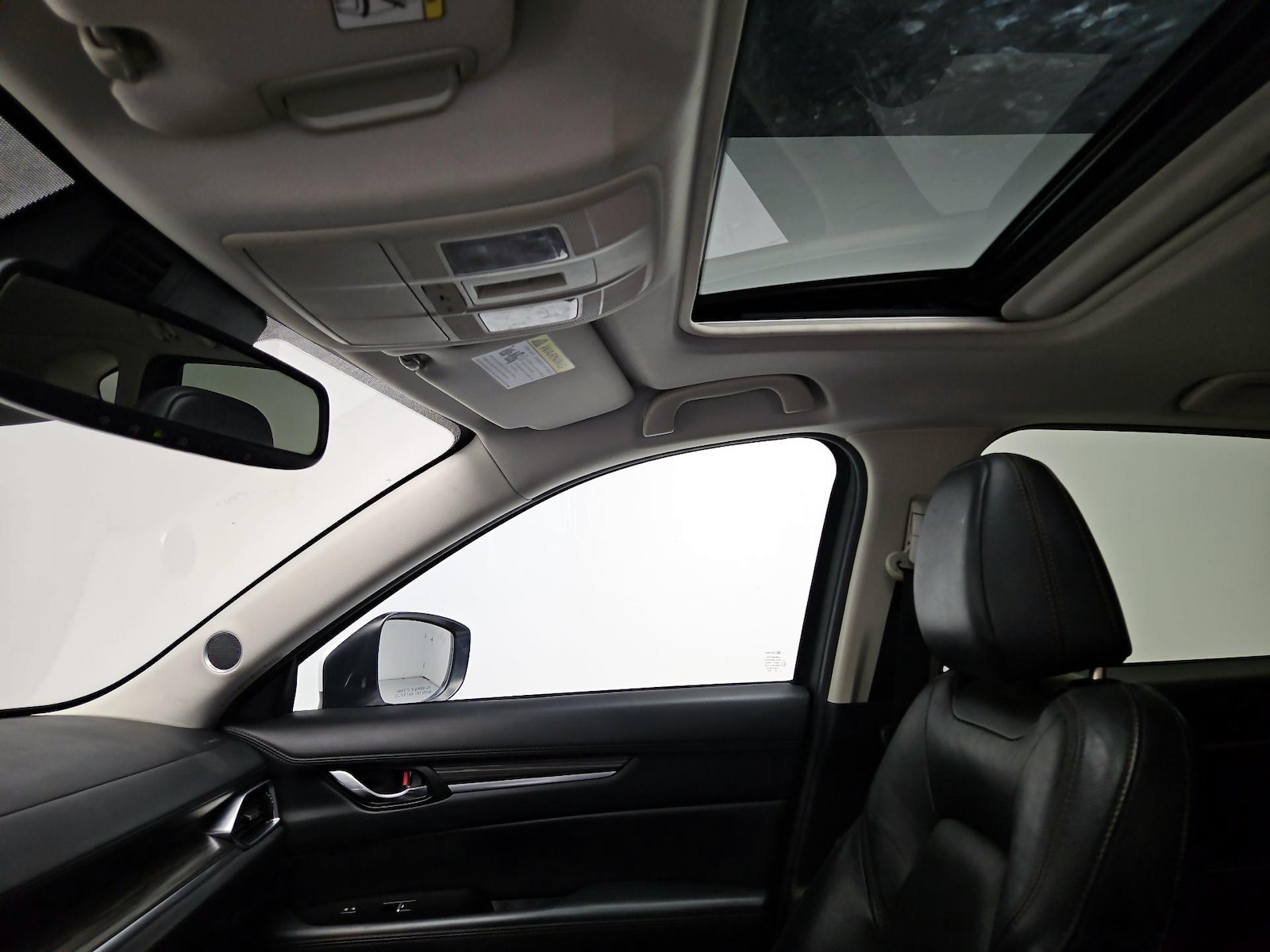 Sunroof(s) & Overhead Airbags