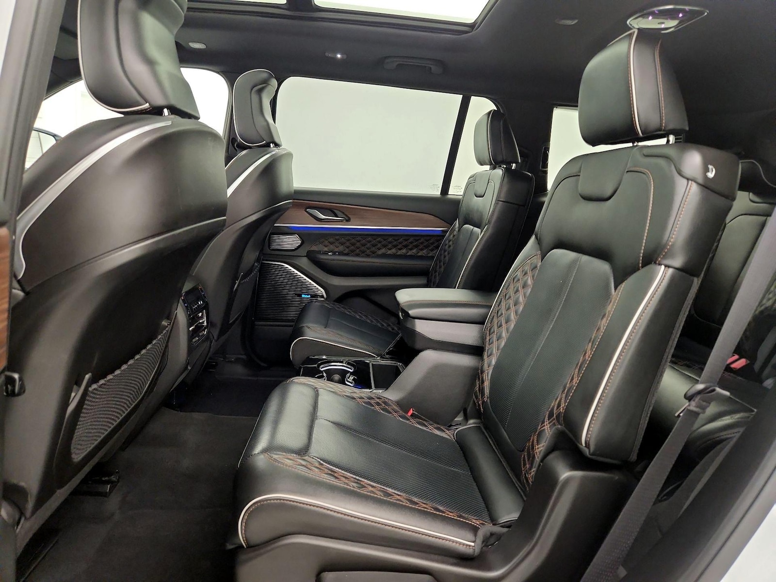Rear Air Conditioning