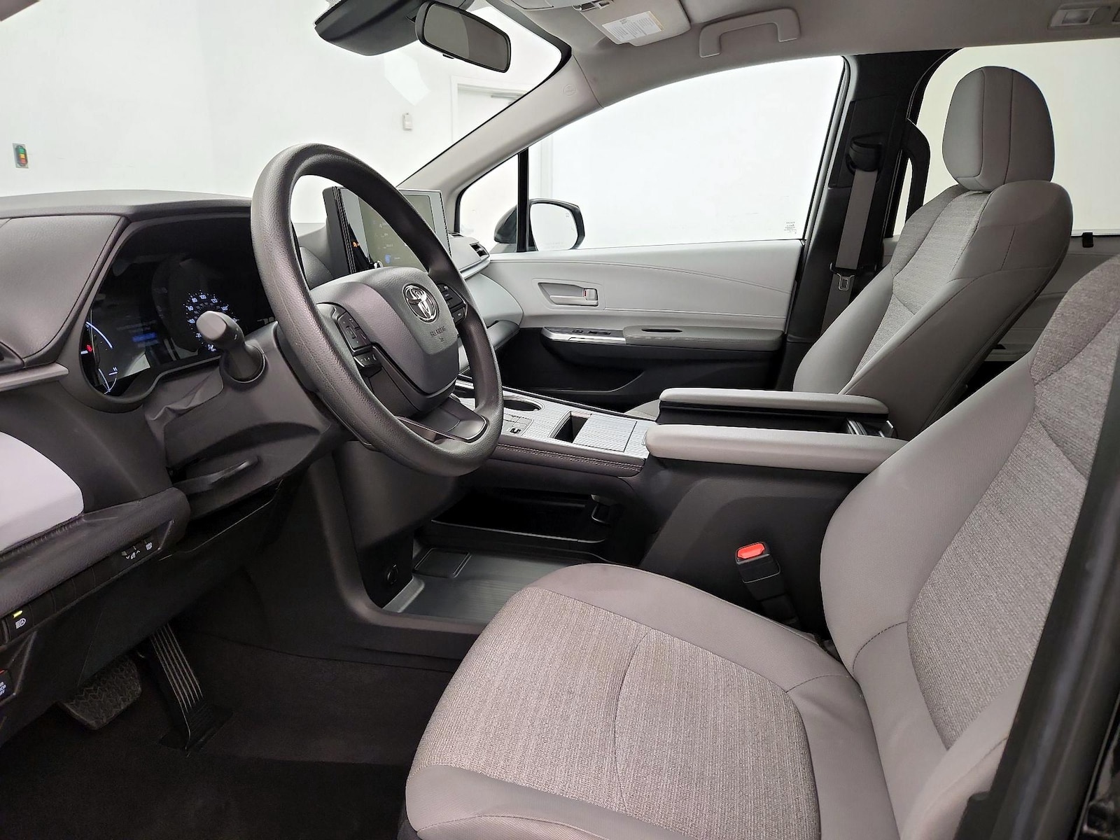 Power Seat(s) & Side Airbags