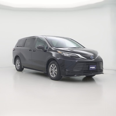 2025 Toyota Sienna LE