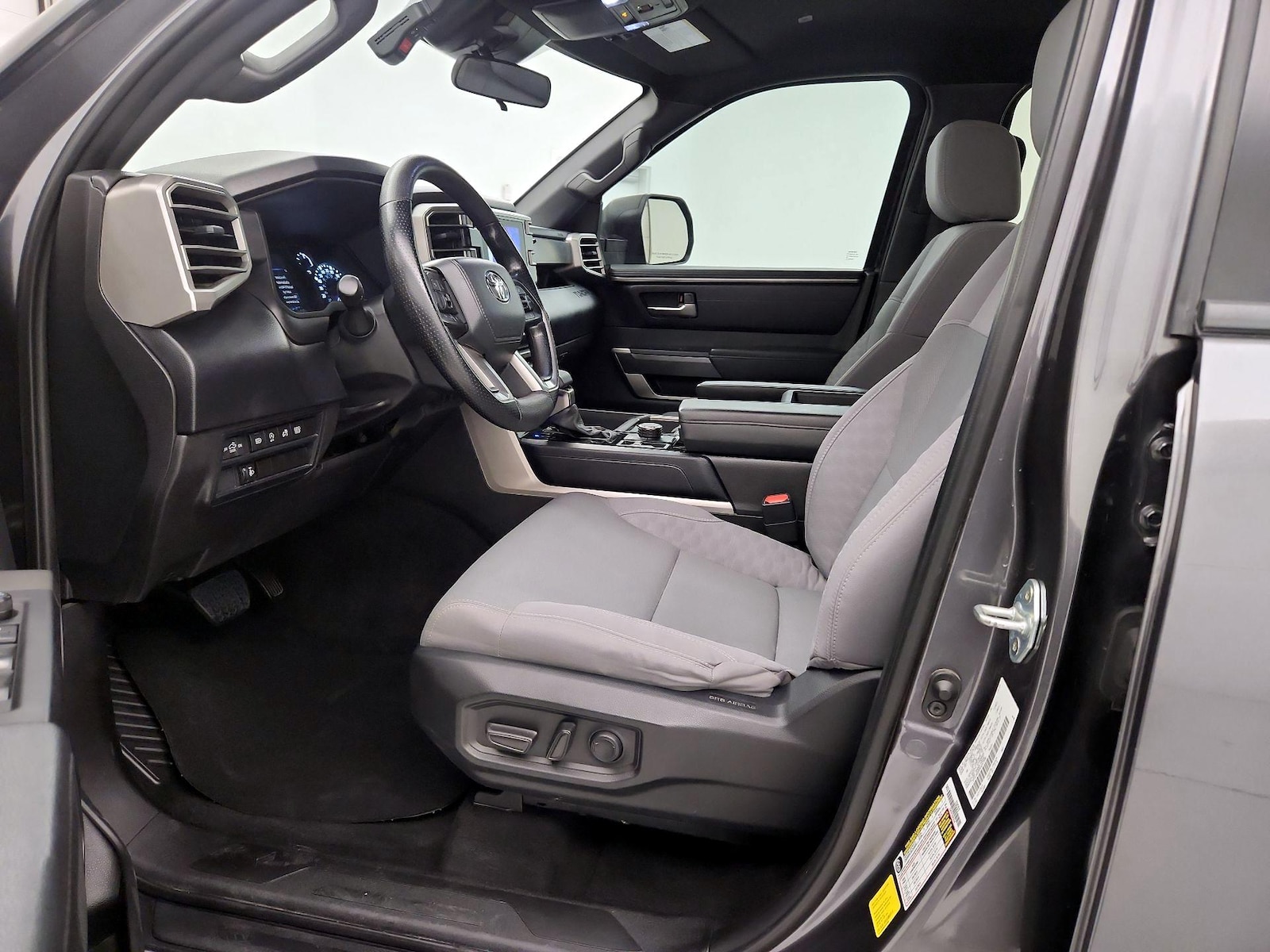 Power Seat(s) & Side Airbags