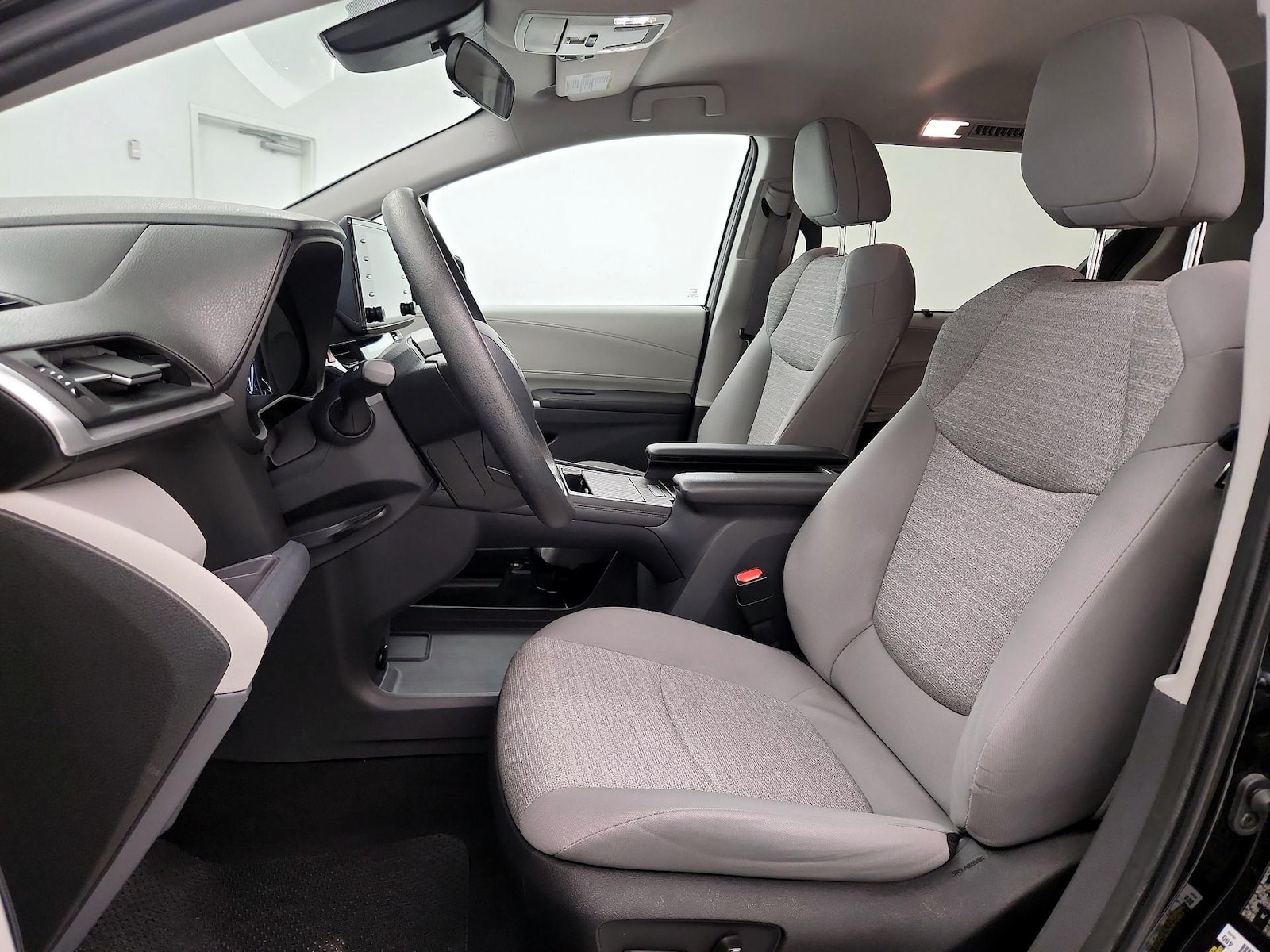 Power Seat(s) & Side Airbags