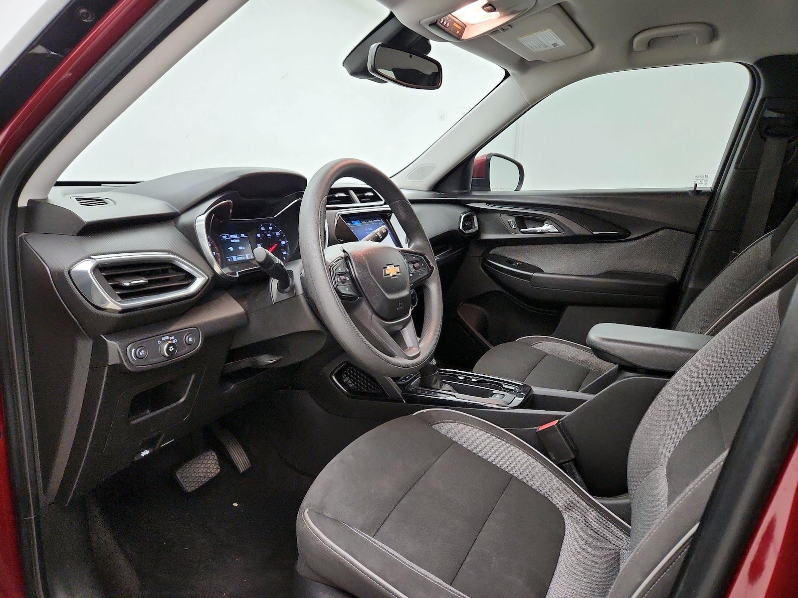 Power Seat(s) & Side Airbags