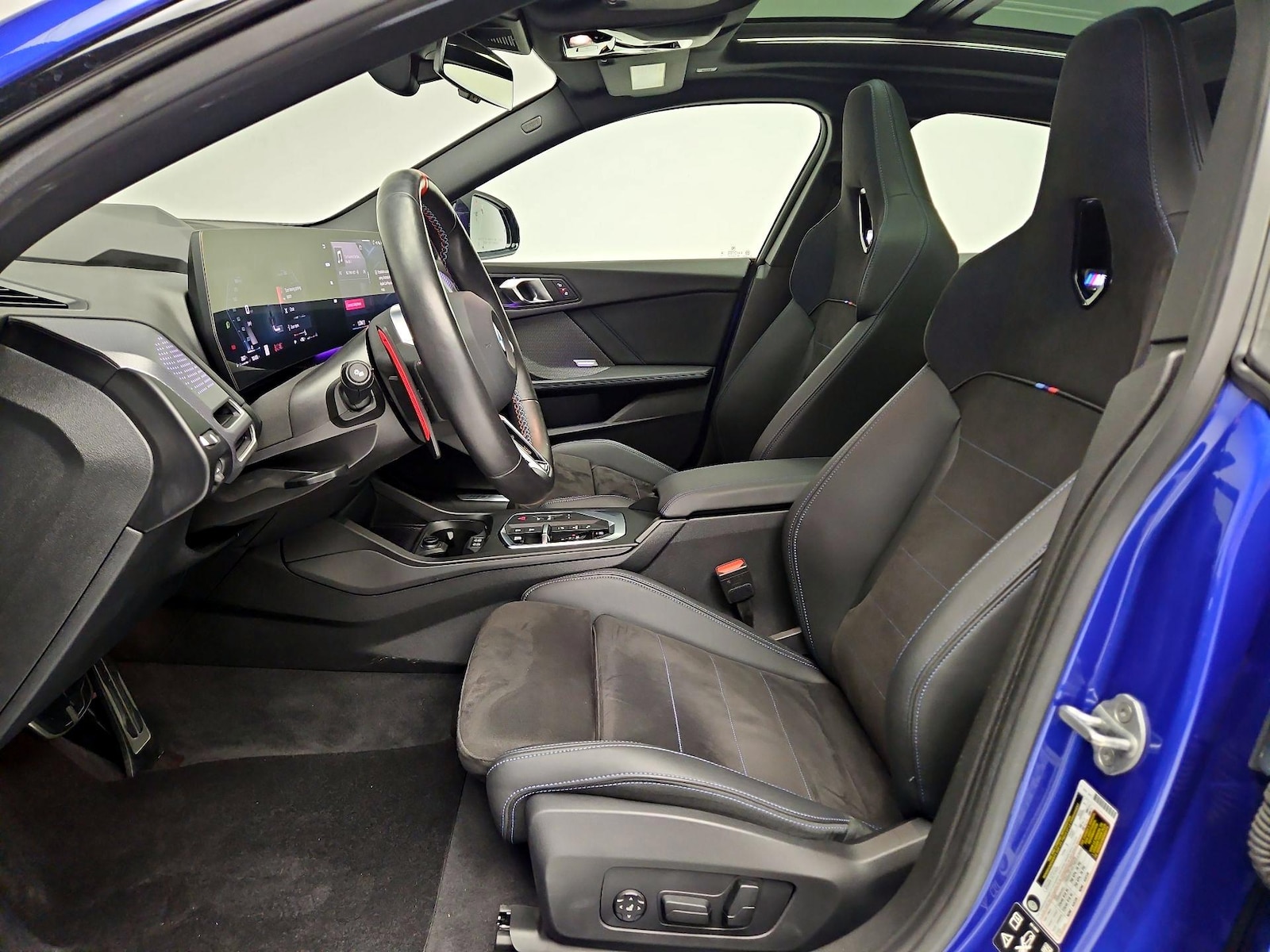 Power Seat(s) & Side Airbags