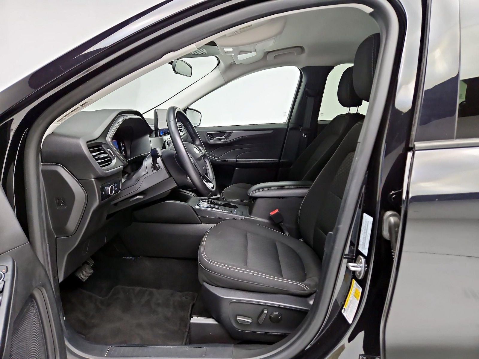 Power Seat(s) & Side Airbags