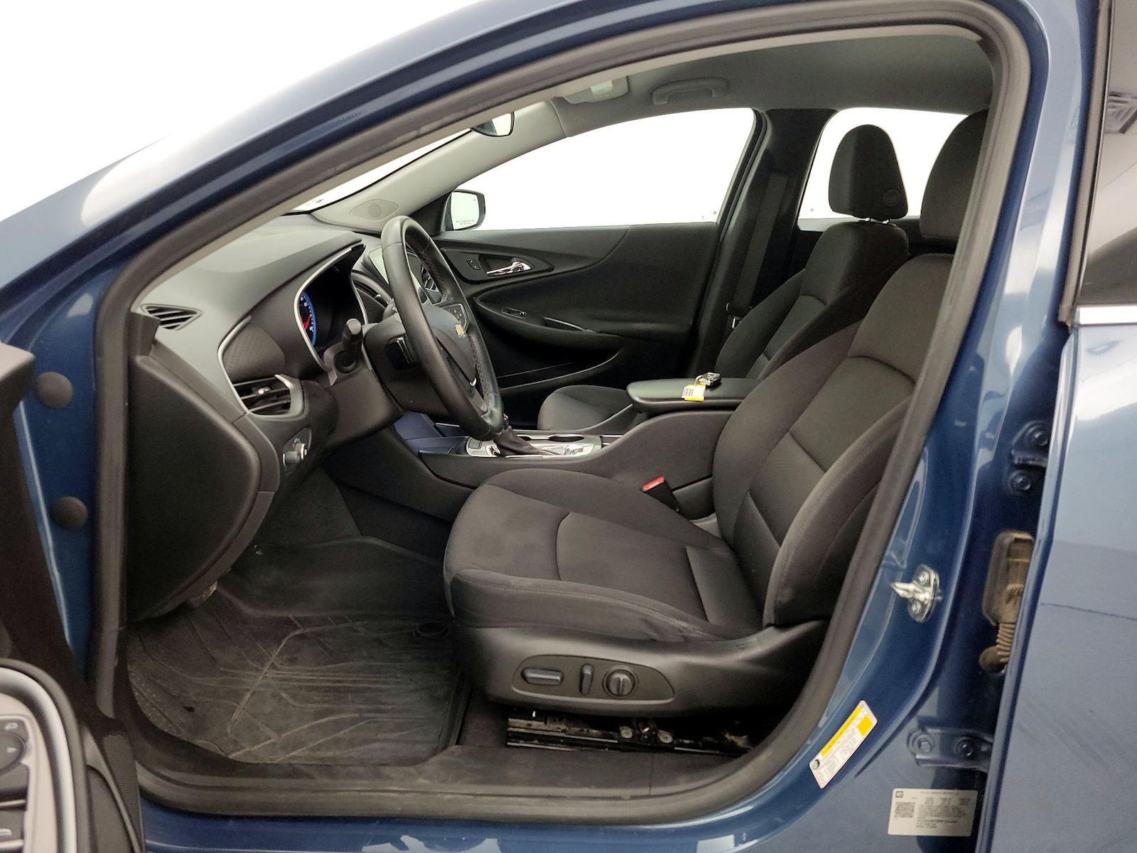 Power Seat(s) & Side Airbags