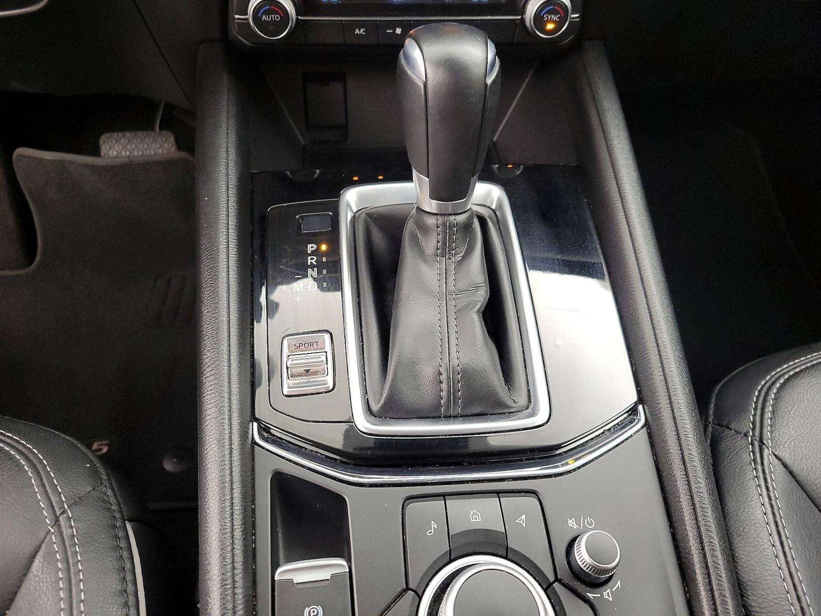 2025 Mazda CX-5 S Preferred package - Photo 19
