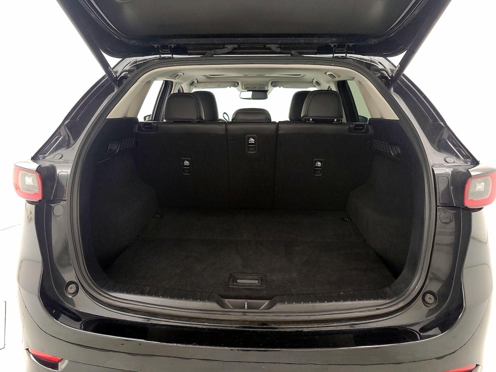 2025 Mazda CX-5 S Preferred package - Photo 23