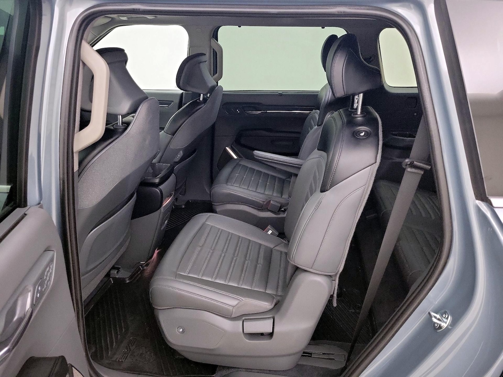Rear Air Conditioning