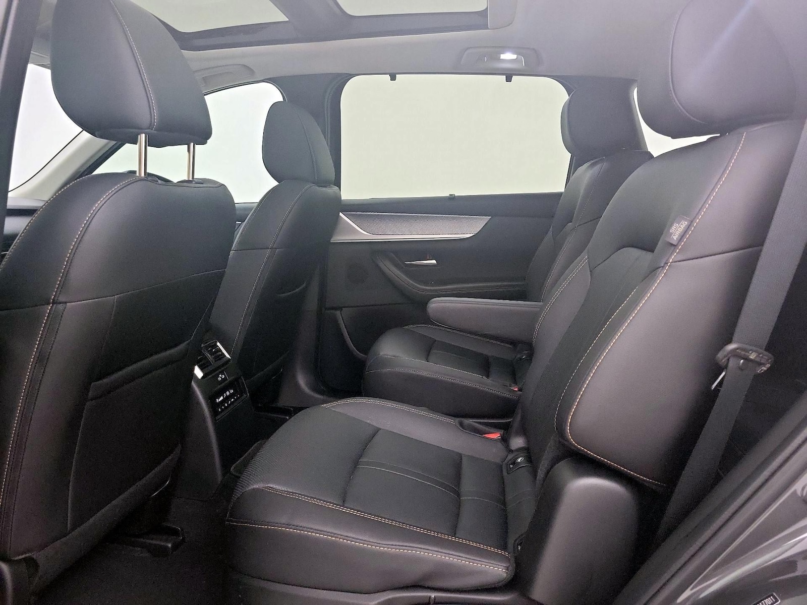 Rear Air Conditioning