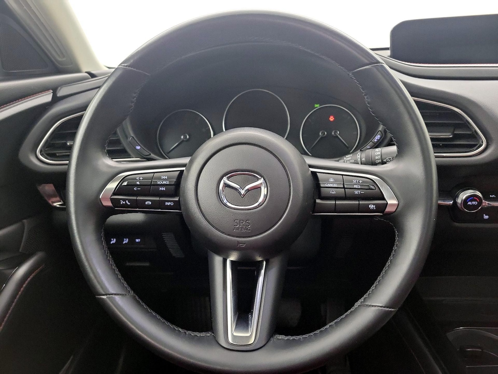 2025 Mazda CX-30 Carbon Edition - Photo 11