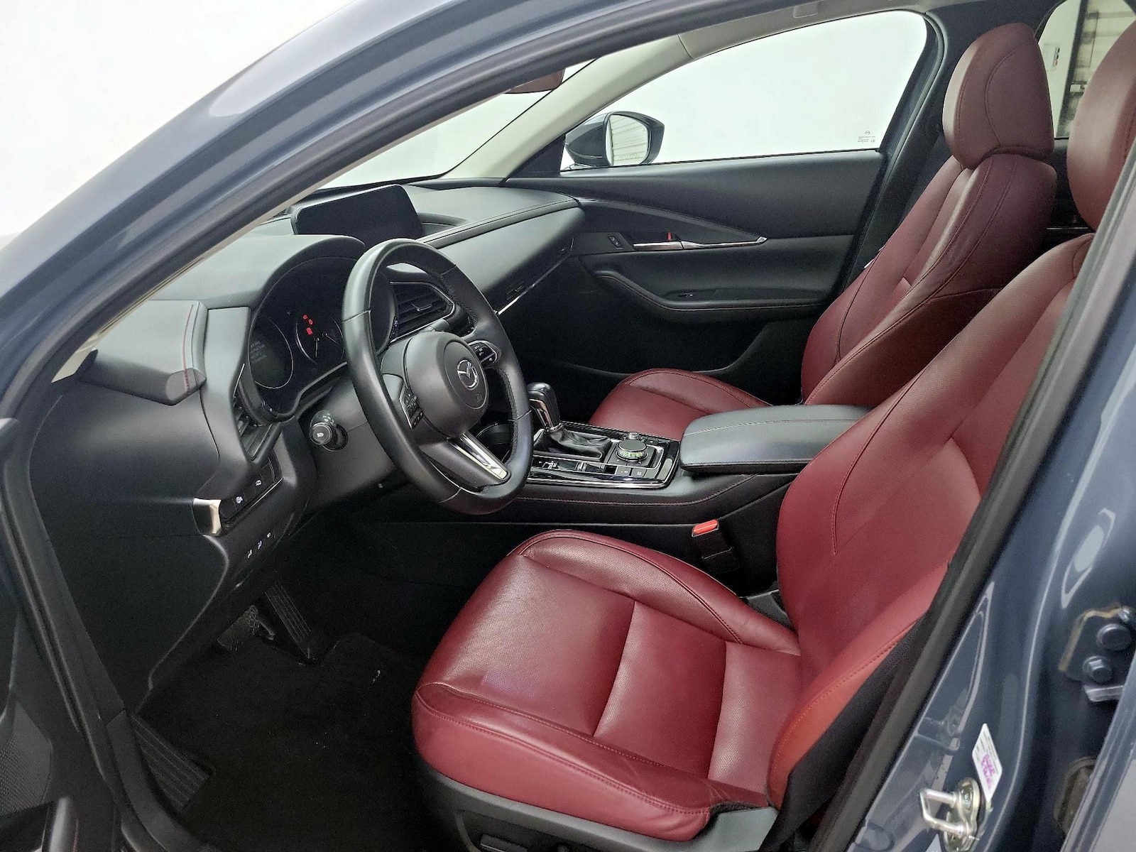 2025 Mazda CX-30 Carbon Edition - Photo 12