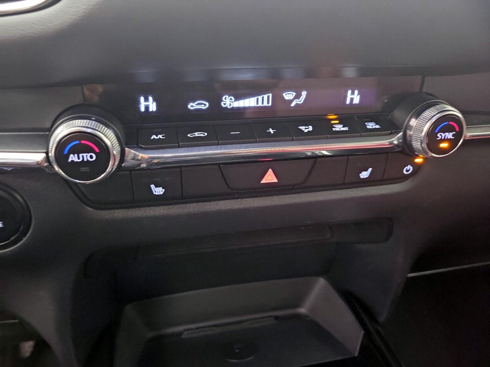 2025 Mazda CX-30 Carbon Edition - Photo 17