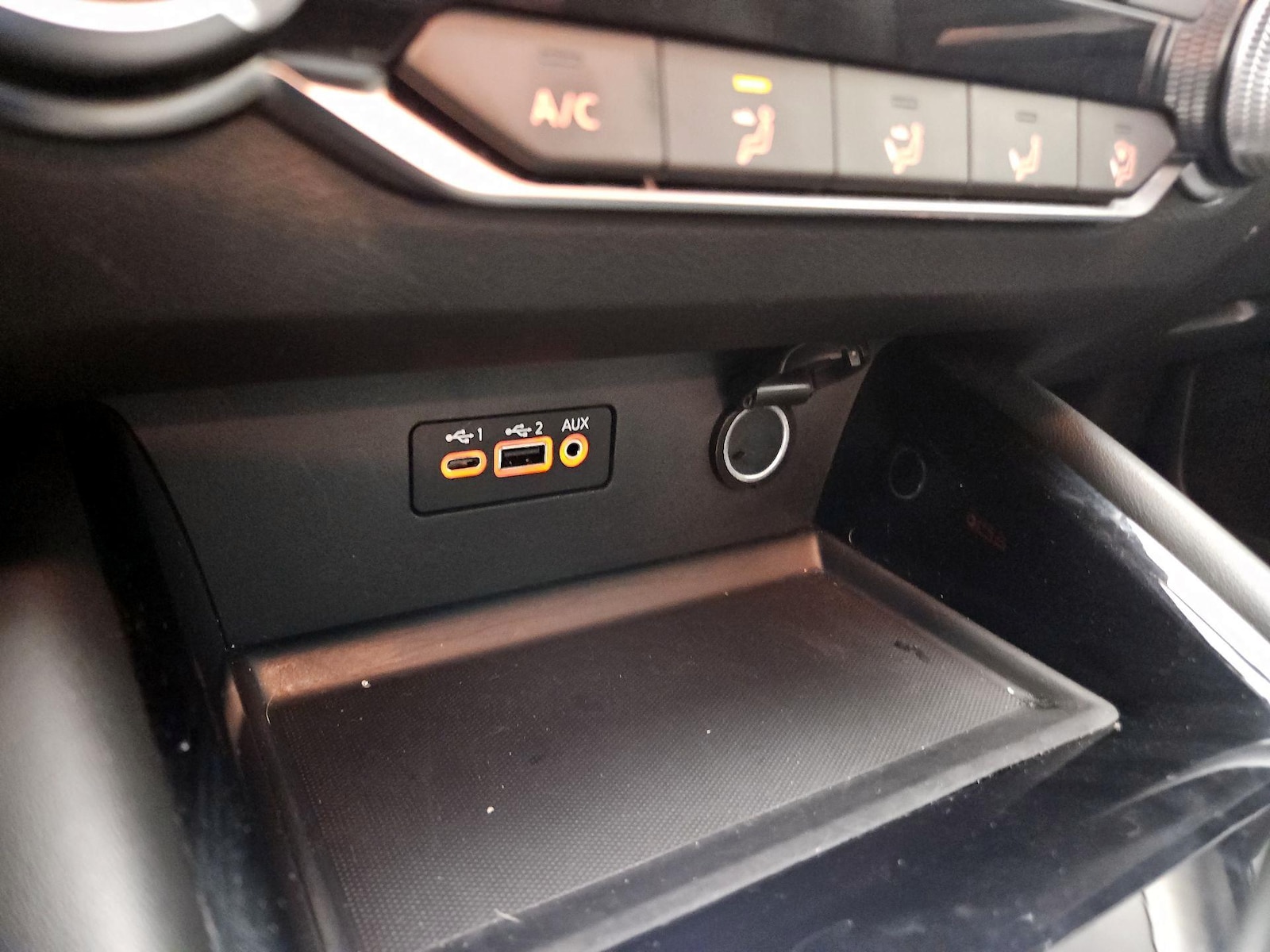 2025 Nissan Altima SR - Photo 19