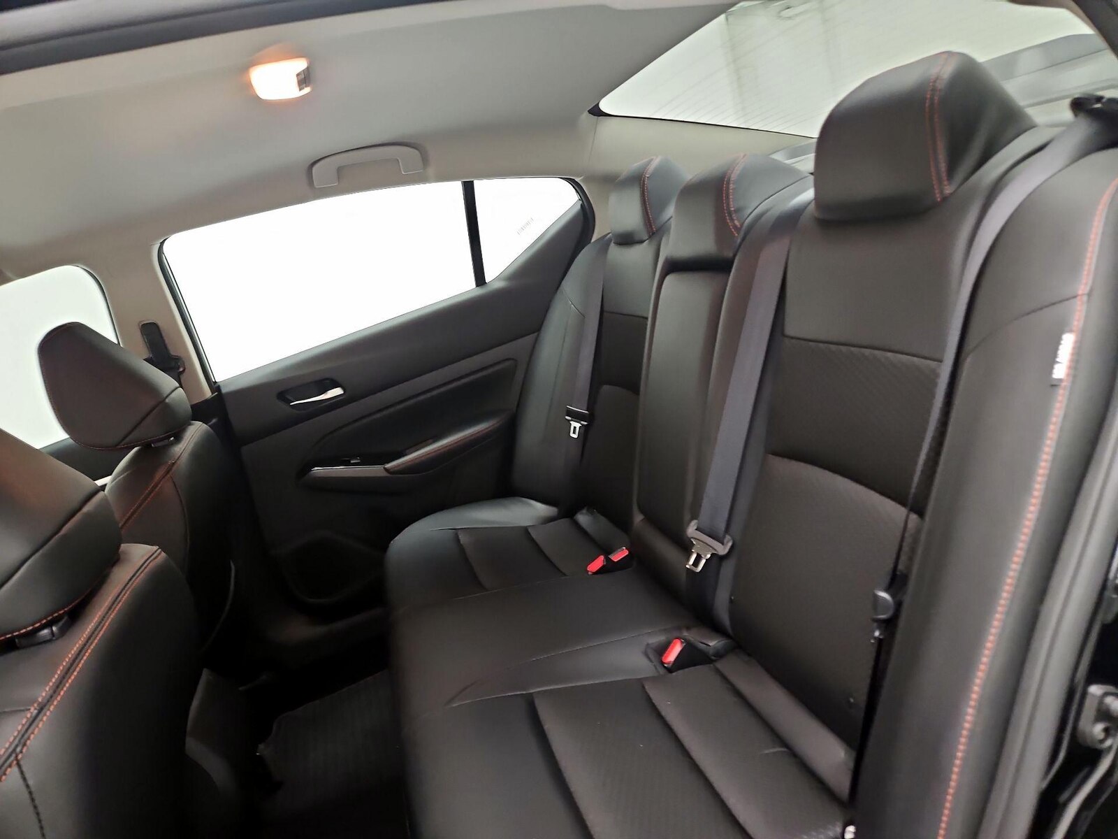 2025 Nissan Altima SR - Photo 20