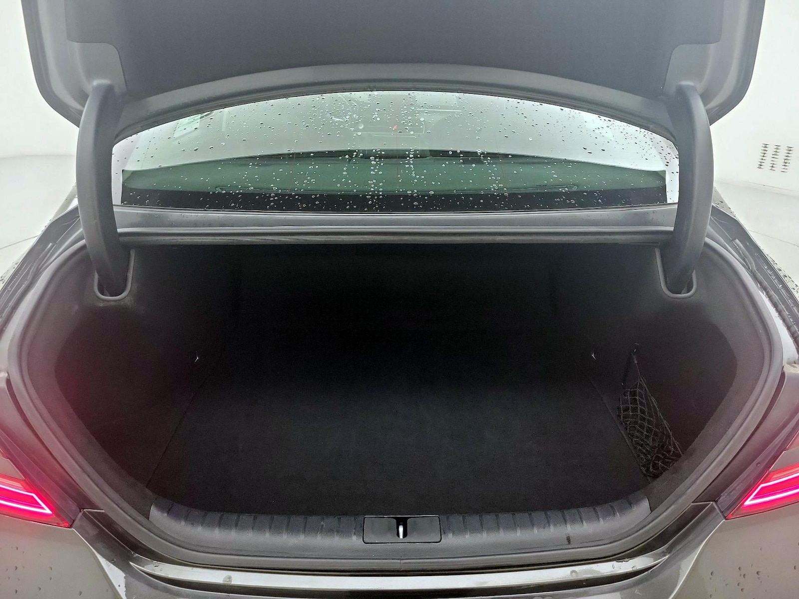 2025 GENESIS G70 Standard - Photo 22
