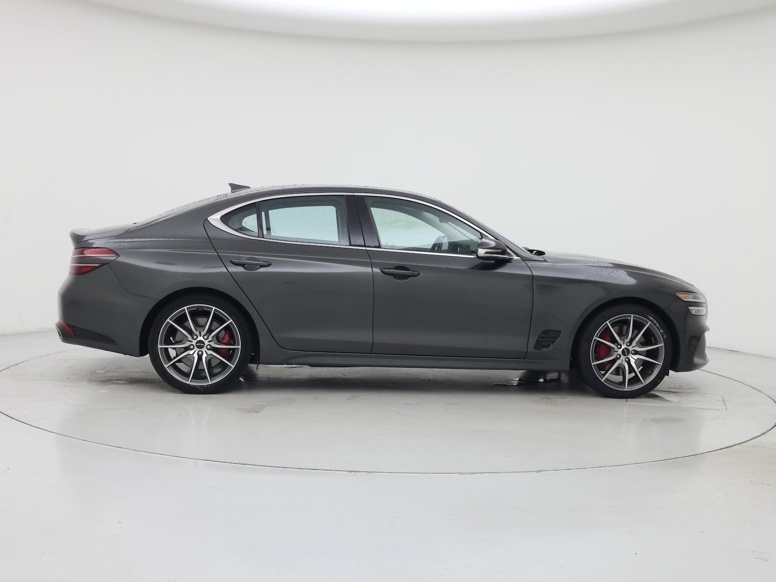 2025 GENESIS G70 Standard - Photo 8