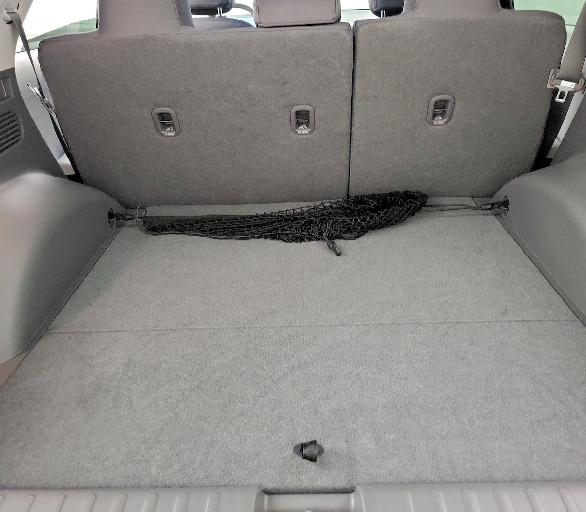 Trunk/Cargo (Seats Up)