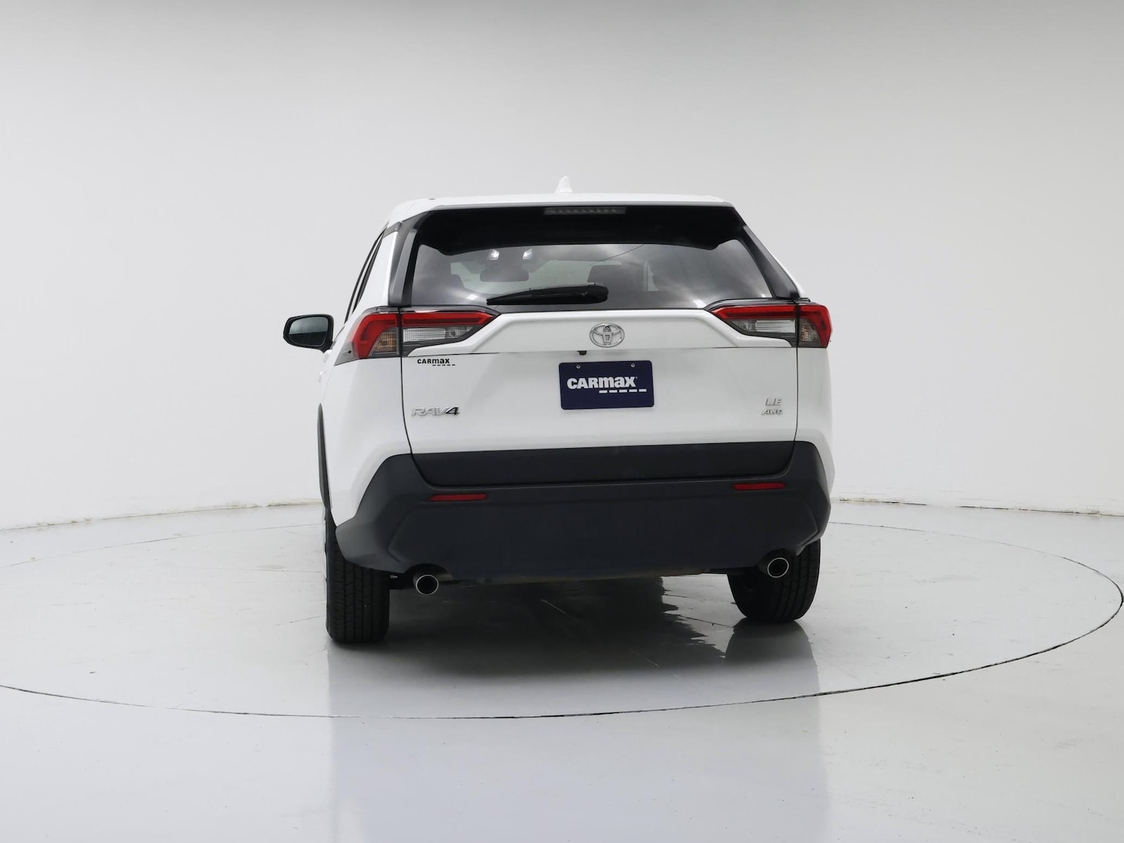 2025 Toyota RAV4 LE - Photo 7