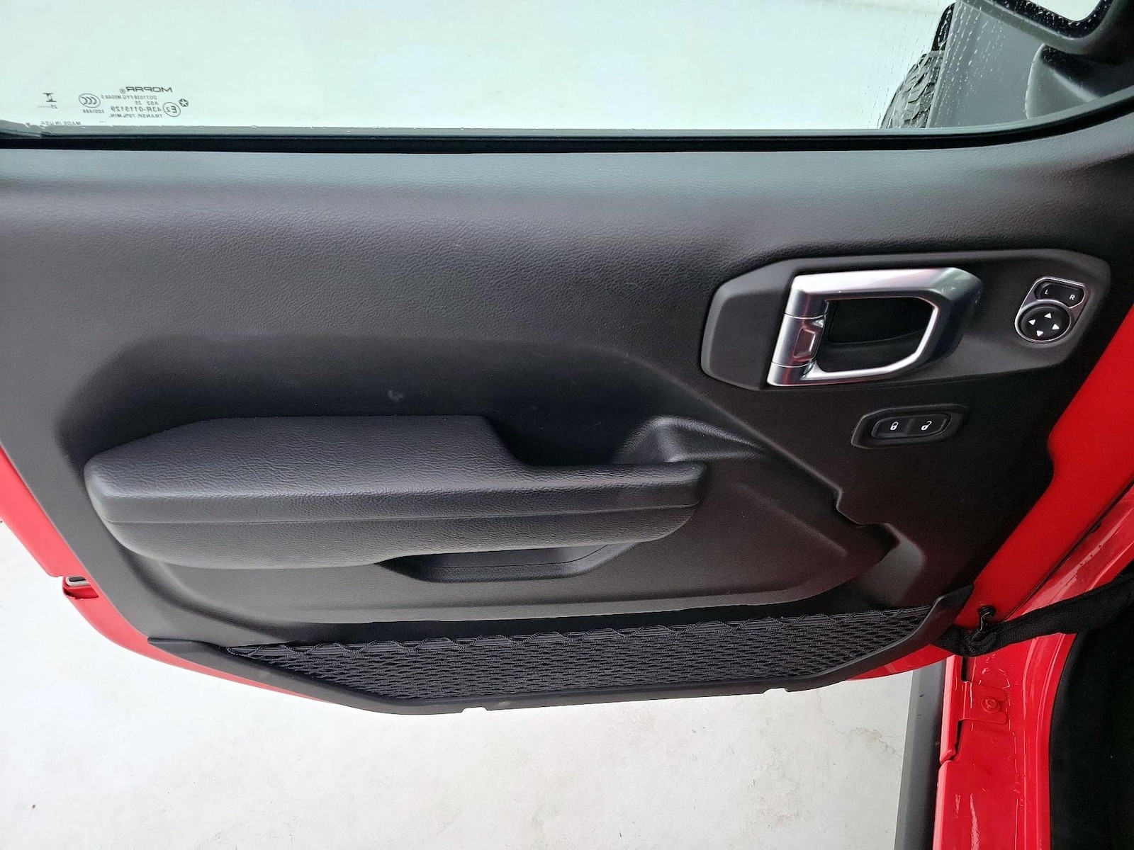 2025 Jeep Wrangler 4-Door Rubicon - Photo 13