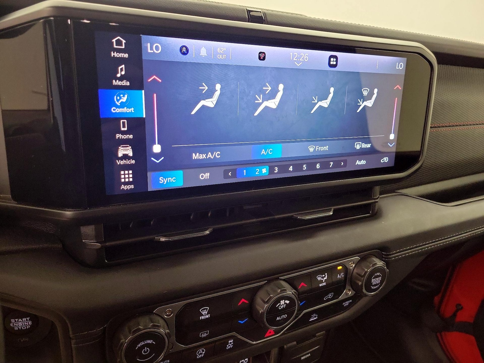 2025 Jeep Wrangler 4-Door Rubicon - Photo 17