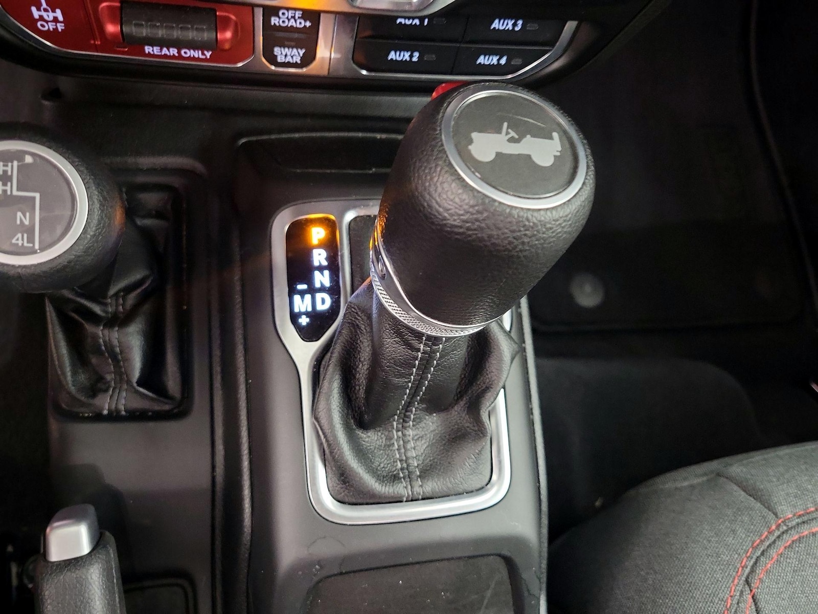 2025 Jeep Wrangler 4-Door Rubicon - Photo 18