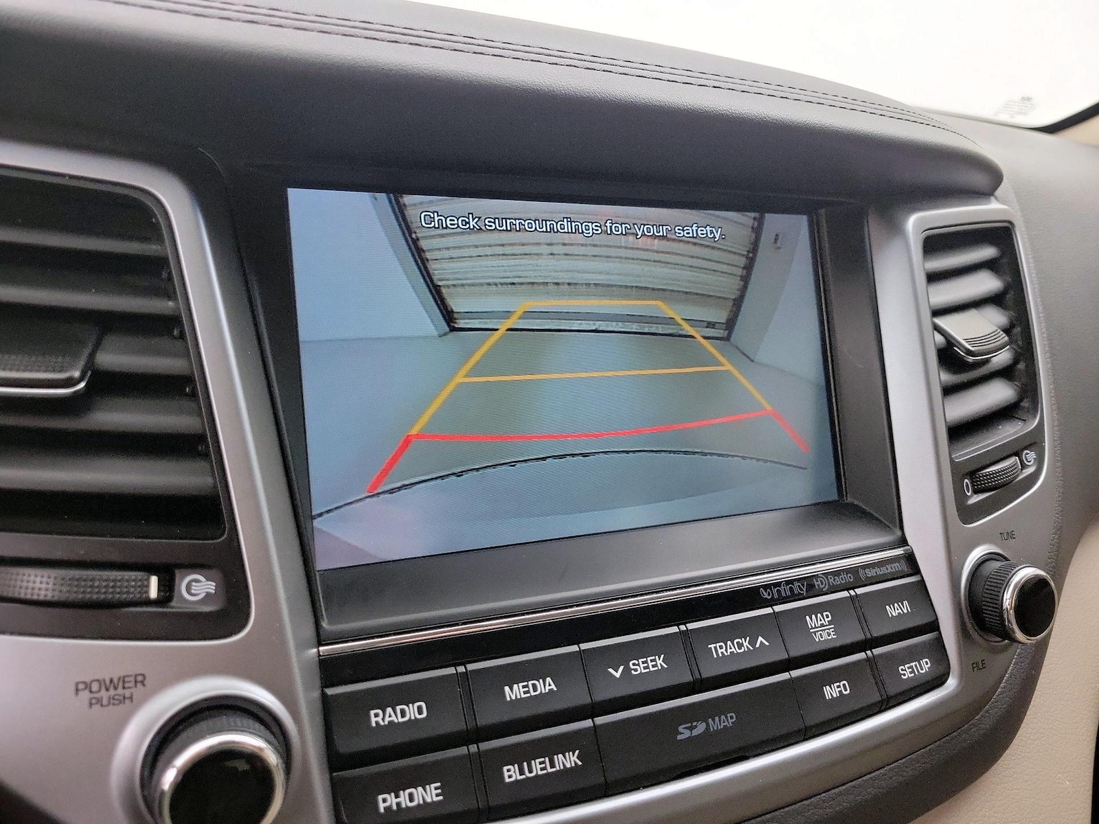 2017 Hyundai Tucson SE Plus - Photo 16